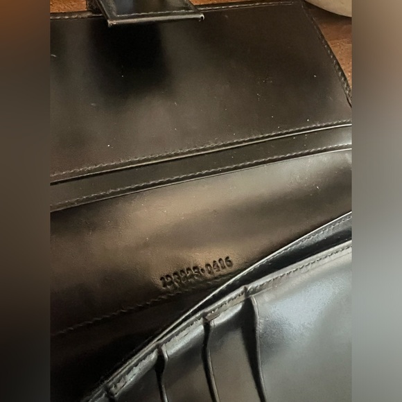 Gucci Monogram Continental Wallet (with COA) - Picture 9 of 14